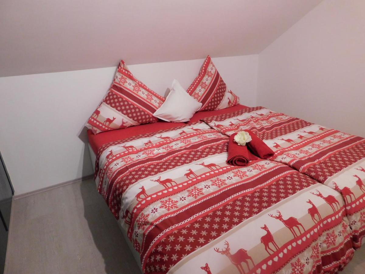 Haus Astenblick In Winterberg Fuer Bis Zu 35 Personen Fuer Wanderveranstaltungen Und Familienfeiern Экстерьер фото